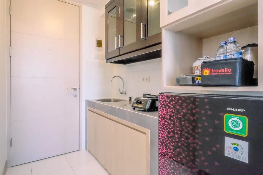 Homey And Relaxing Studio Tokyo Riverside Pik 2 Apartment - photo 12