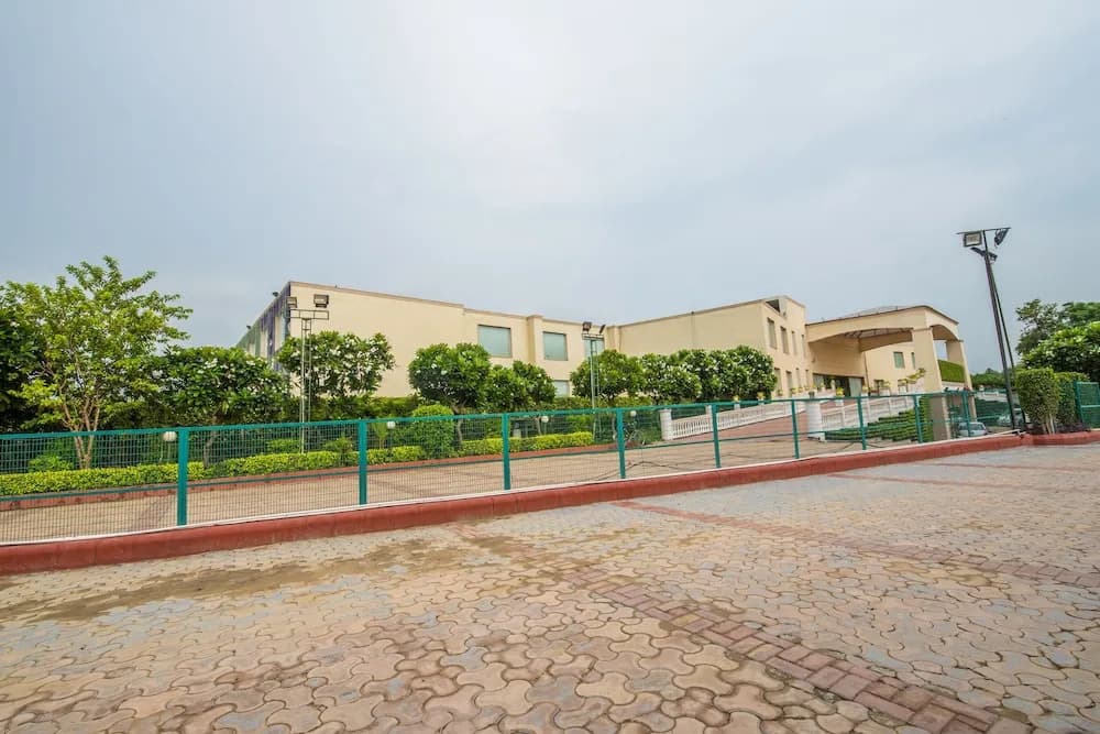 Hotel Celebration Gardens - photo 18