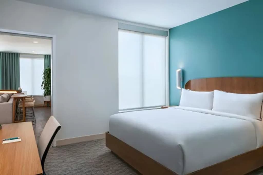 Element by Marriott Las Vegas Symphony Park Hotel - photo 4