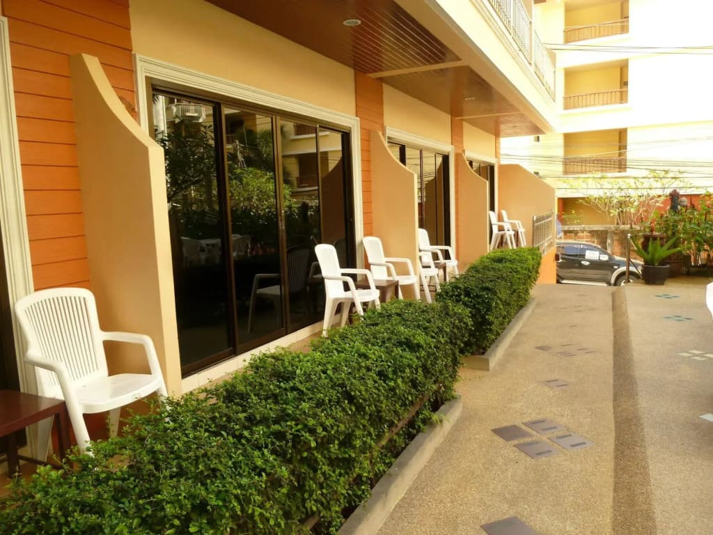 Seven Seas Hotel - photo 16