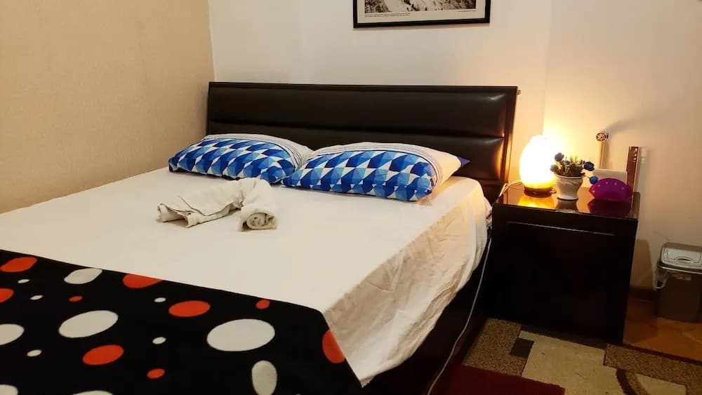 Taj Hostel - photo 17