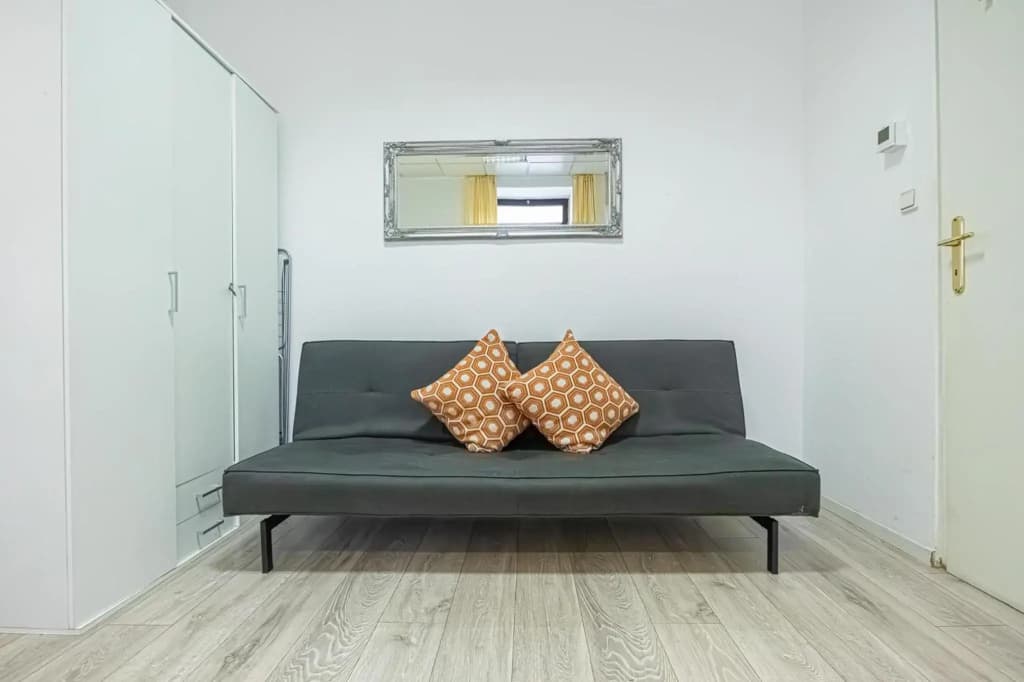 Modern Apartment suitable for Longstays - photo 19