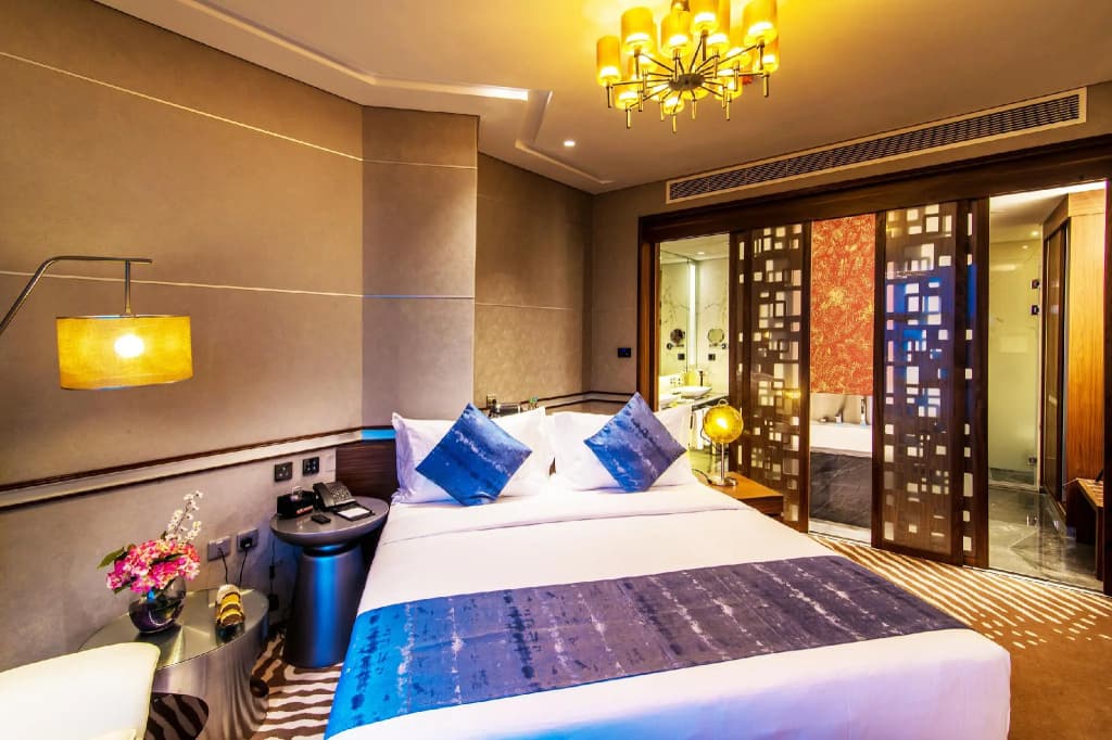 VIP Hotel - photo 29
