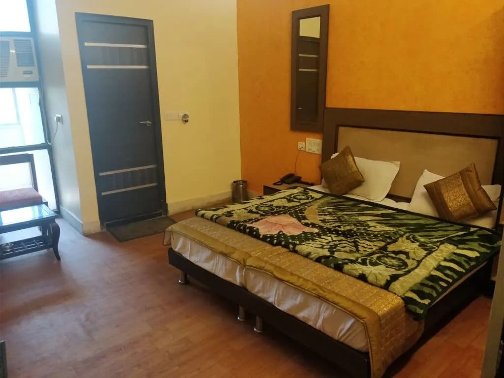 Hotel Dilli - photo 3