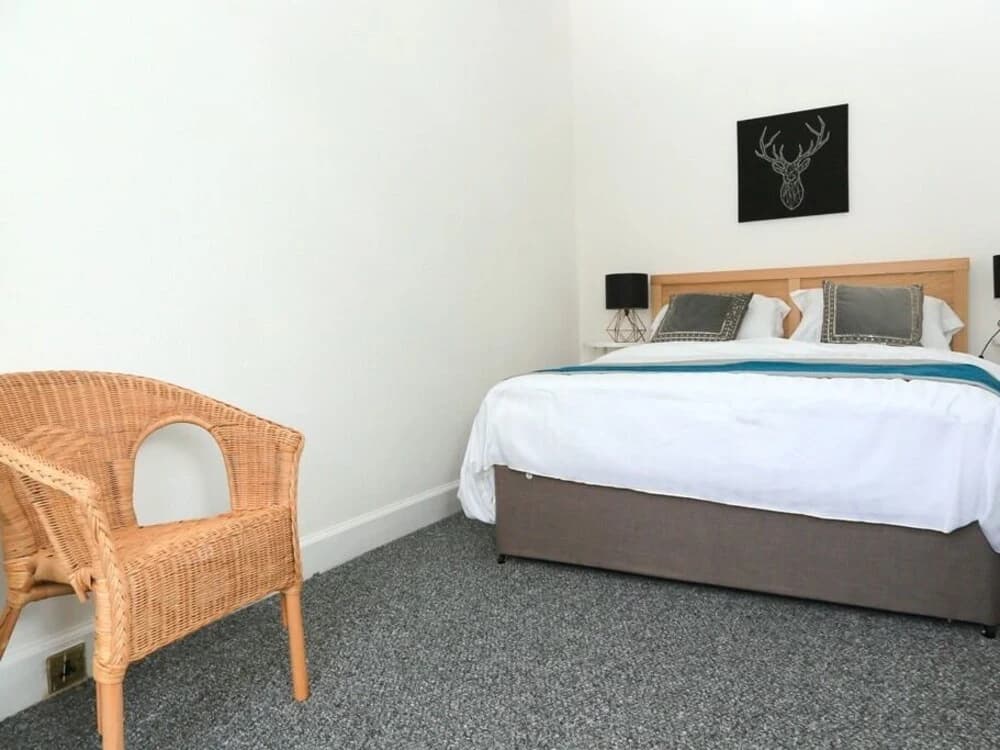 38 Broughton Road - photo 11