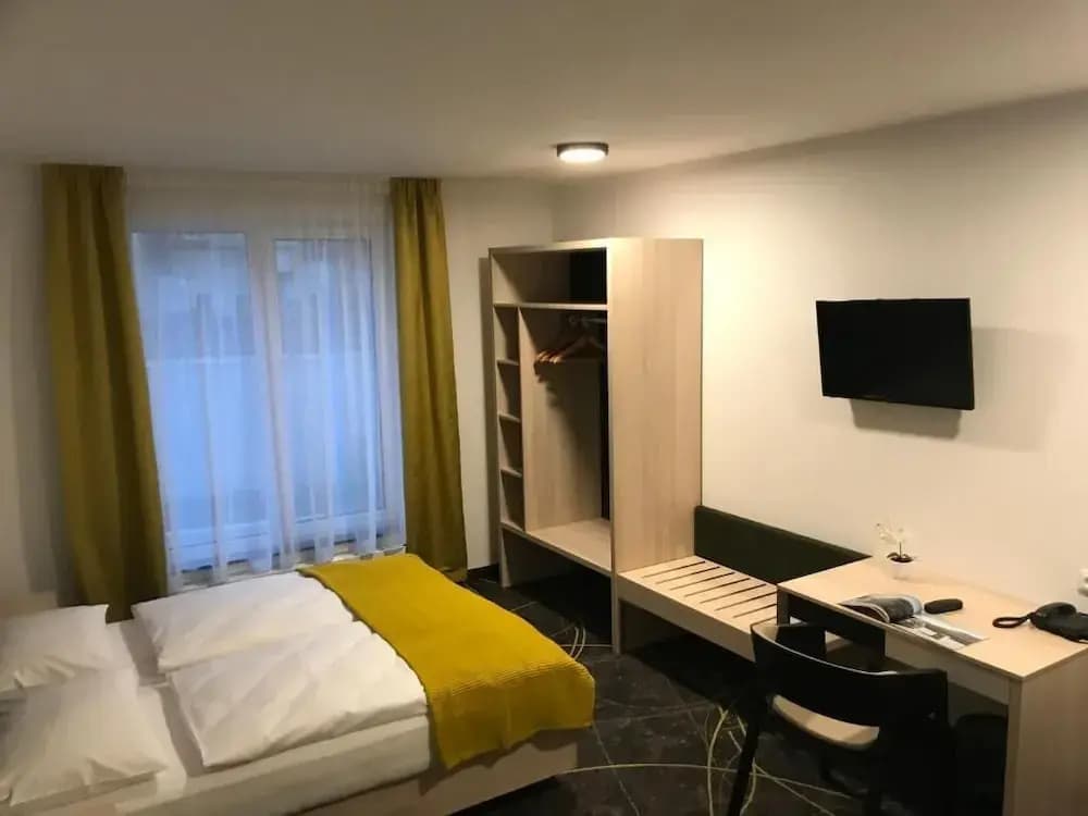 Hotel Valcha - photo 5