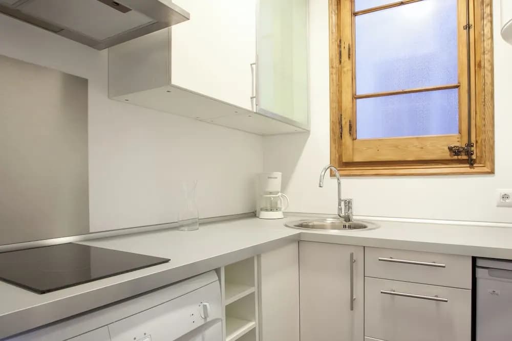 Beautiful Eixample Flat for Families - photo 13