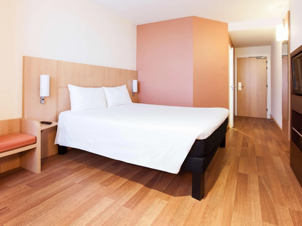 ibis Madrid Centro Las Ventas - photo 37