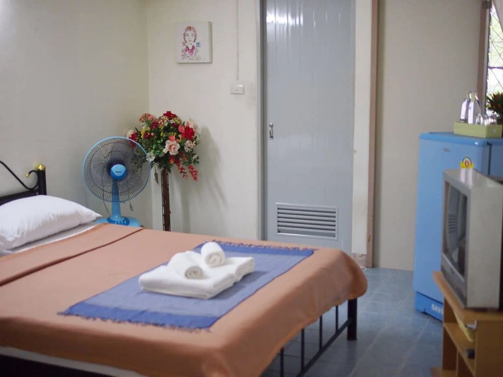 Thanapa Apartment - photo 3