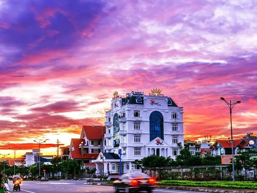 Royal Hotel Halong - Hon Gai - photo 13