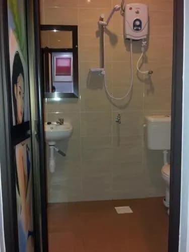 Wan Hup Hotel - photo 10