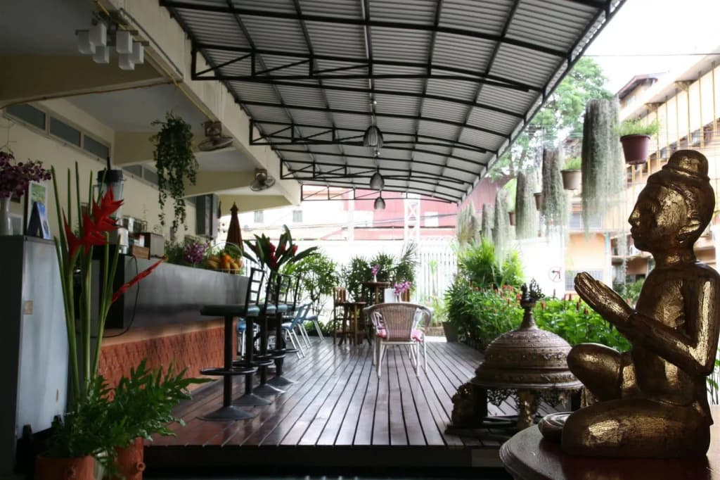 OYO 905 Rajata Hotel - photo 11