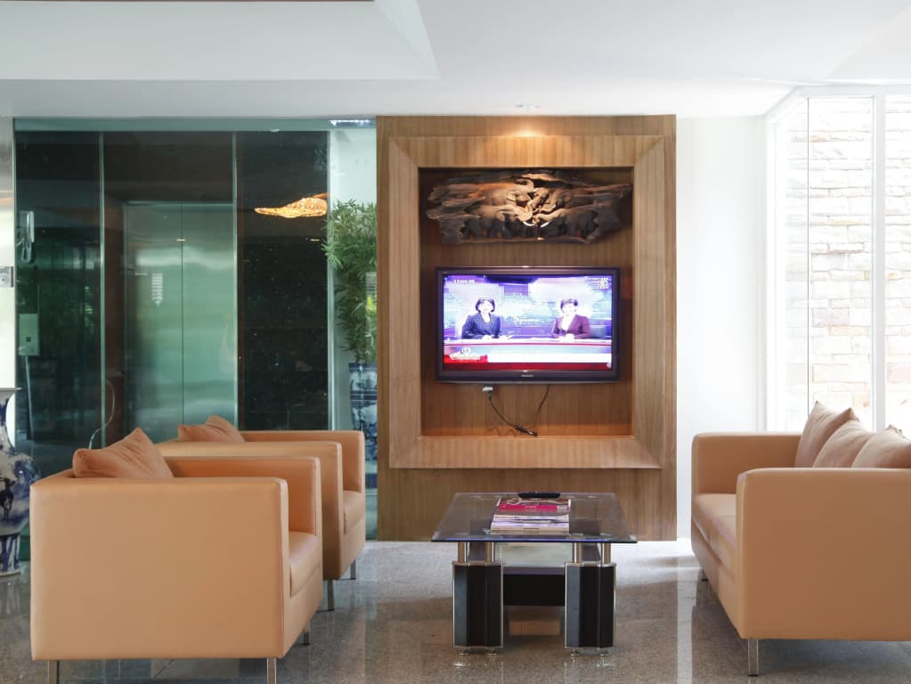 L-Seven Hotel - photo 3