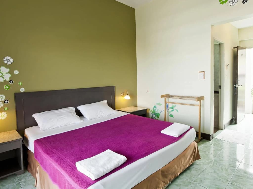 Baan Nitra Guesthouse - photo 2