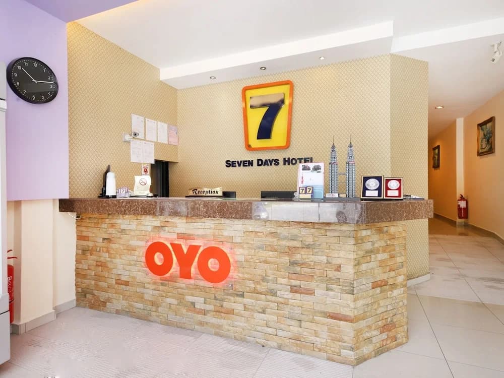 Super OYO 635 Seven Days Hotel - photo 2