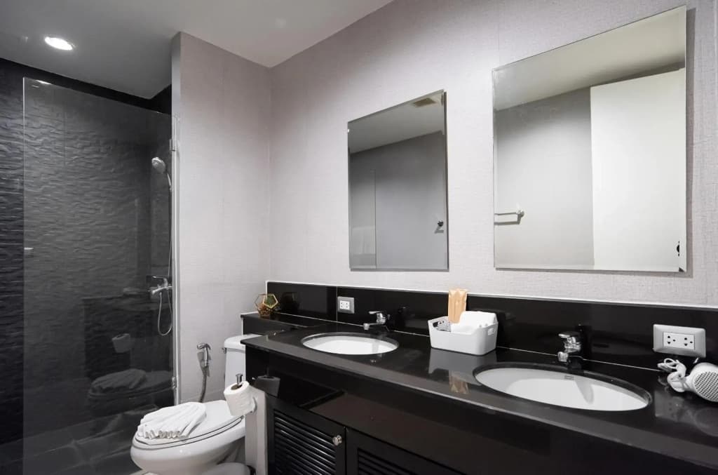 Benviar Tonson Residence - photo 46