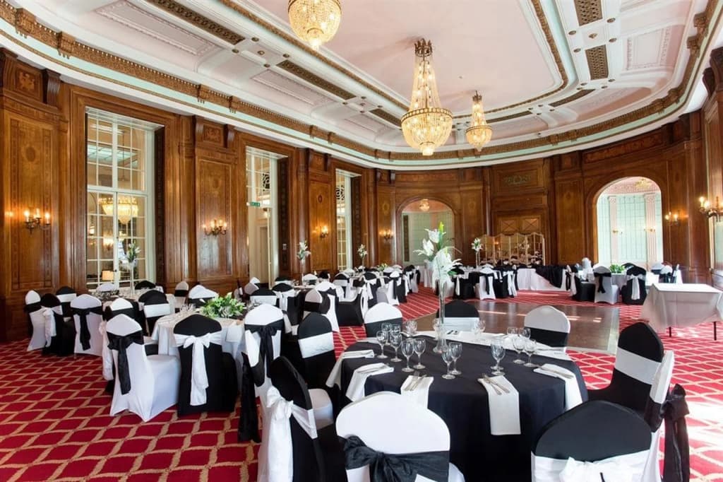 Adelphi Hotel - photo 16