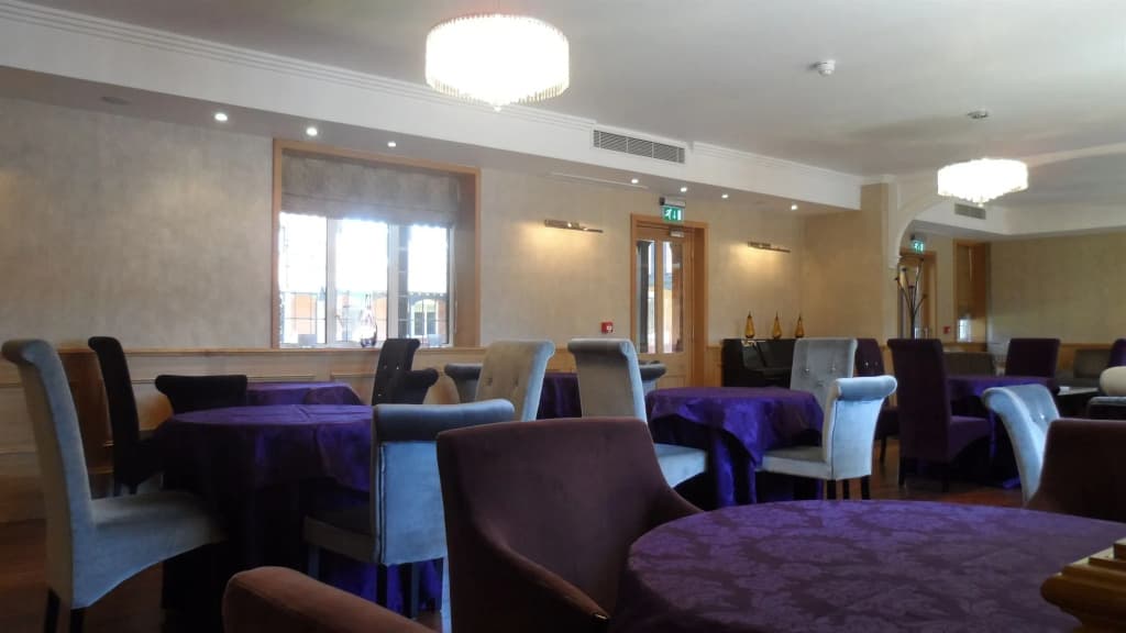 The Pillar Hotel - photo 14