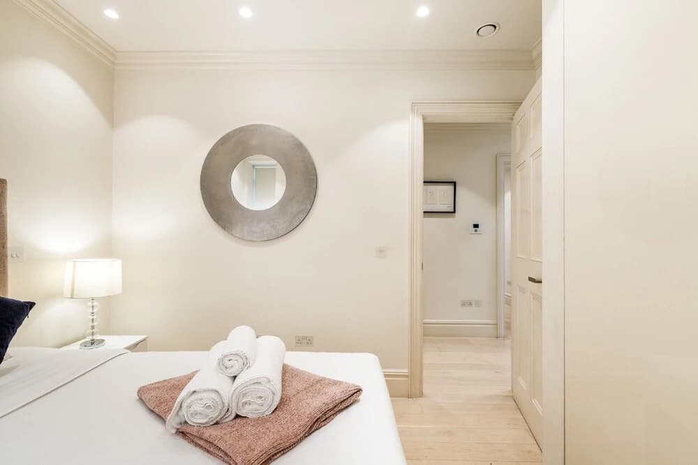 Strand Apartment - main photo