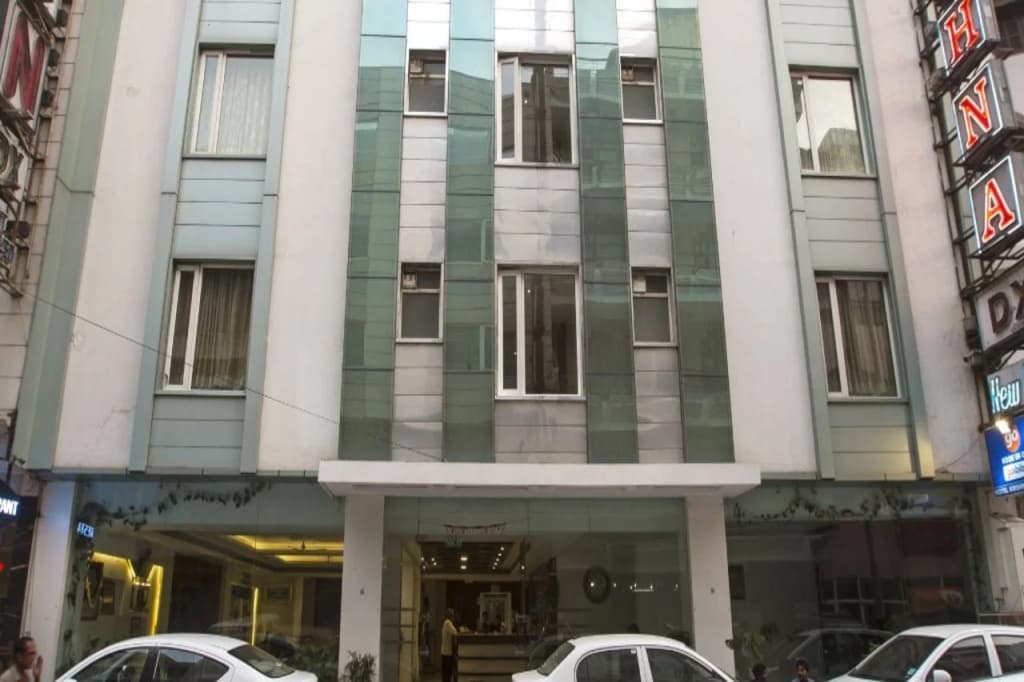 Hotel Krishna Deluxe - photo 1