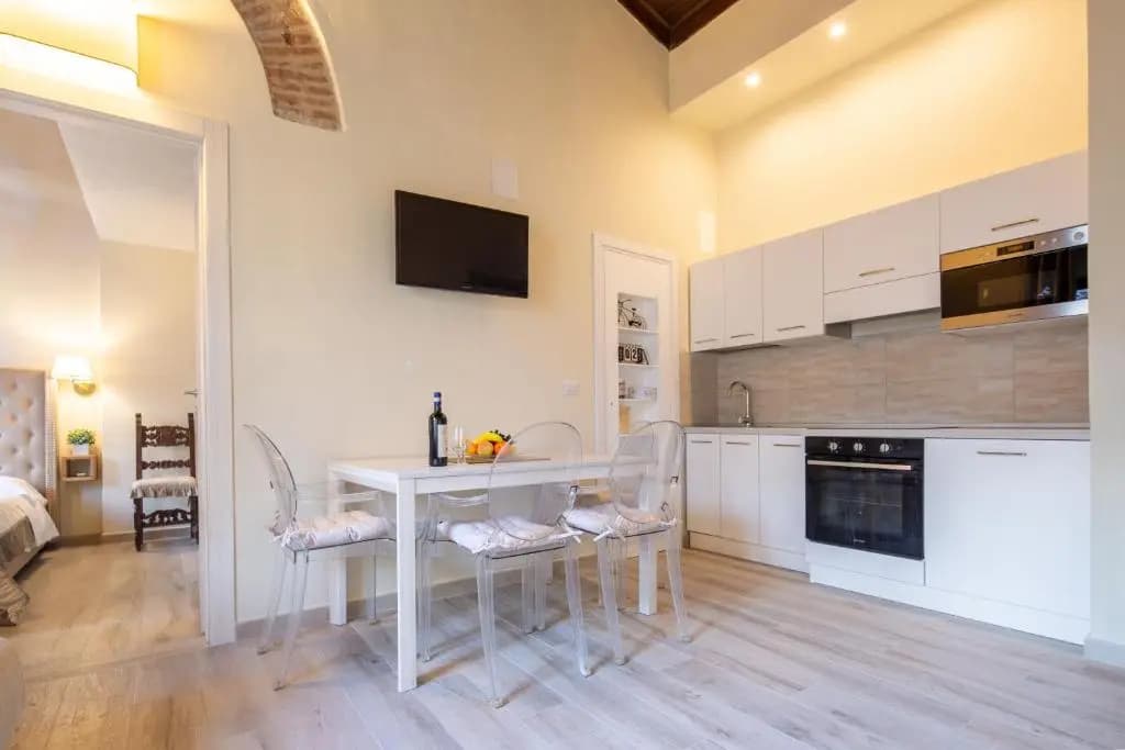 Giotto Apartments - photo 10