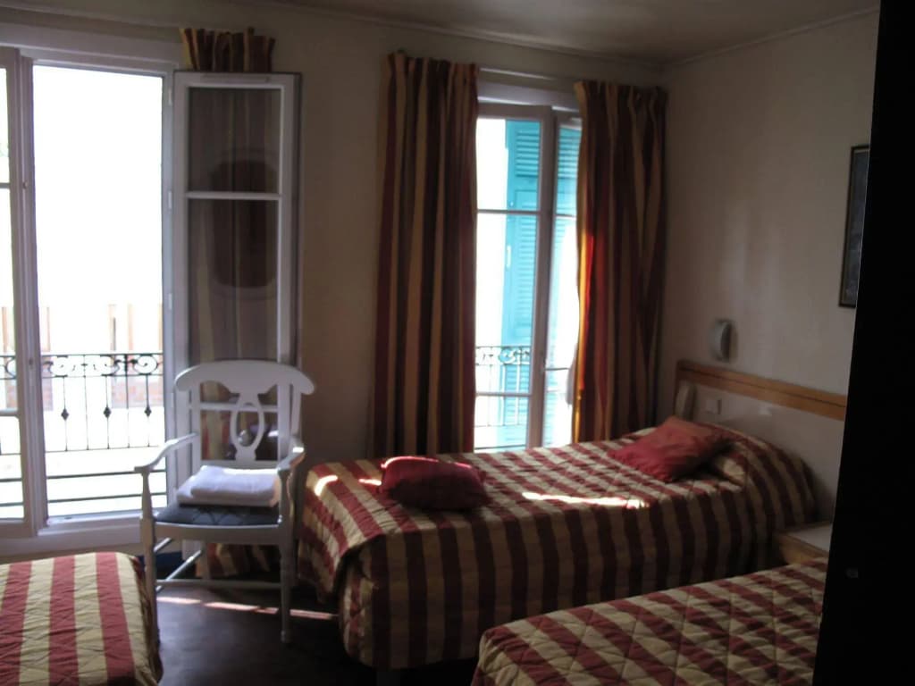 The Alcove Hotel - photo 5