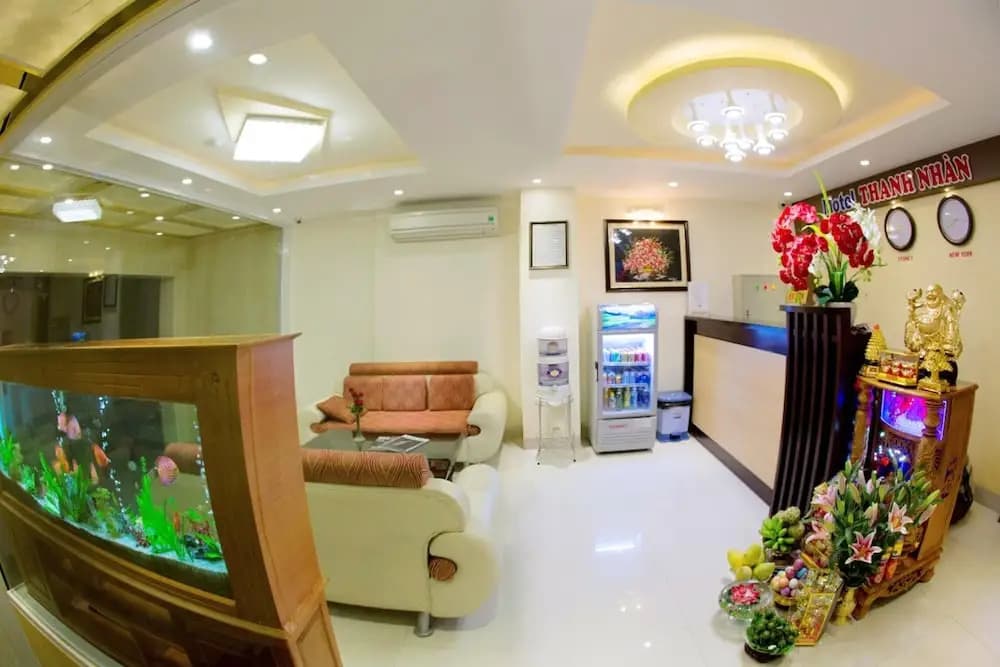 Thanh Nhan Hotel - photo 2