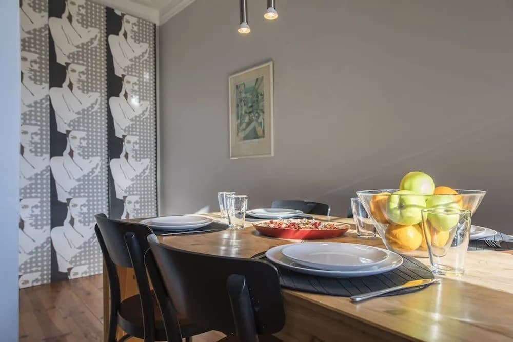 Trendy & Lightful Apartment - photo 12