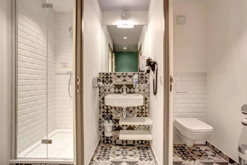 Meininger Hotel Paris Porte De Vincennes - photo 20