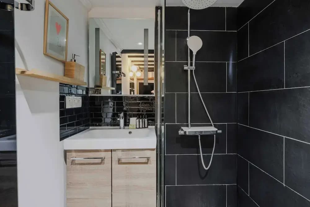 Comfortable Duplex in the Heart of Paris! - photo 6