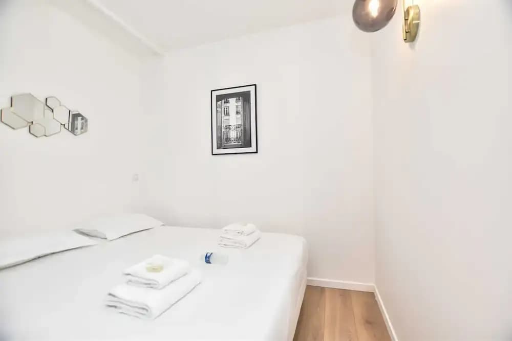 Peaceful Apartment - 2br/4p - Porte Saint-denis - photo 3