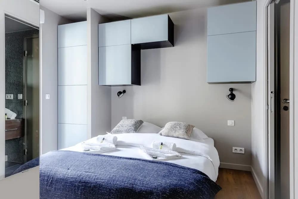 Comfortable Apartment Next to Malesherbes - Very Calm - main photo