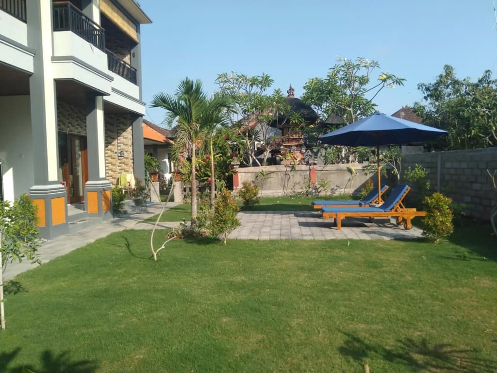 Purnama 2 Homestay - photo 4