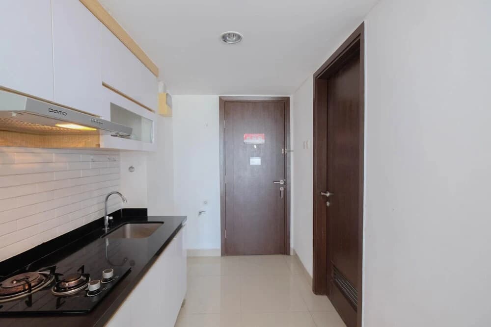Strategic Location With New Furnished At Studio H Residence Apartment - photo 10