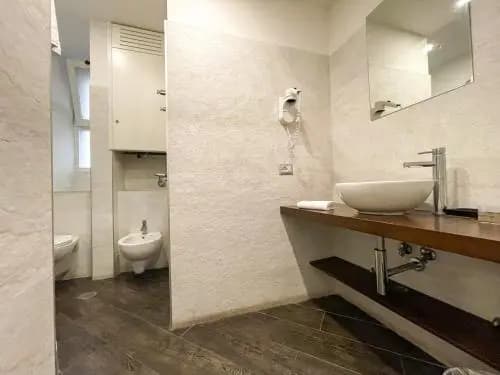 Veneto Boutique Suites - photo 19