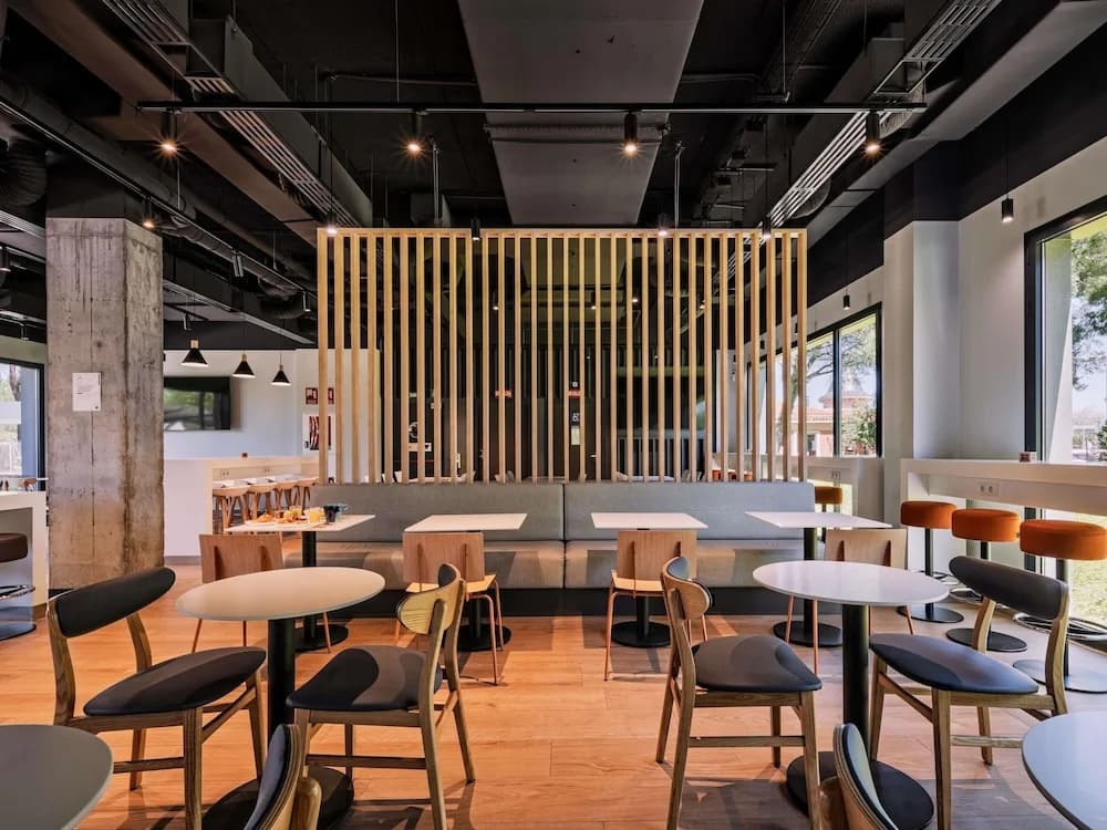 Ibis Budget Madrid Aeropuerto - photo 47