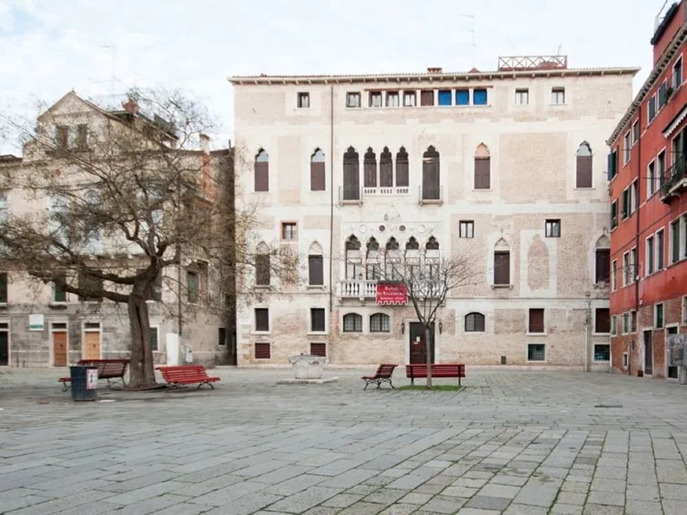 Doge Palace 2 - main photo