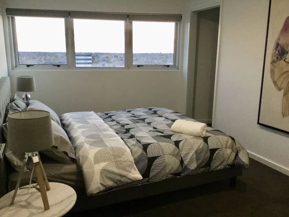 Sub Penthouse On Barkly Street - photo 5