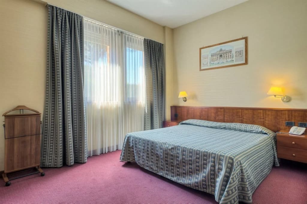 Hotel Petra - photo 2