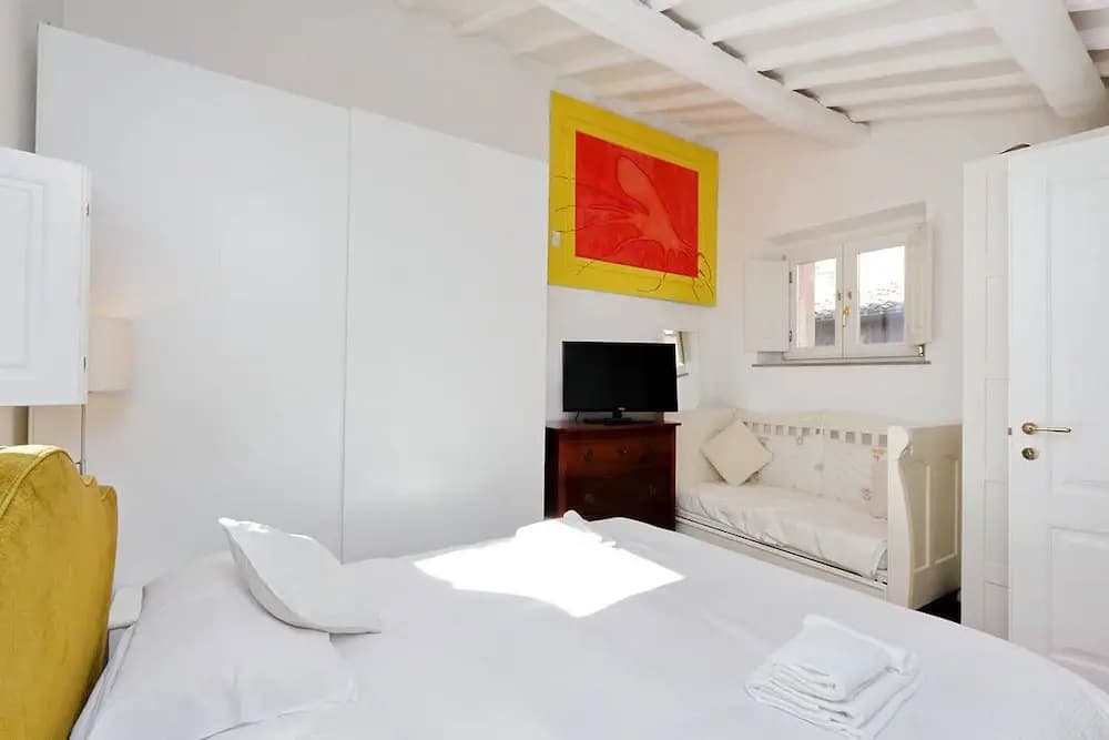 Pantheon Charming Penthouse - photo 6
