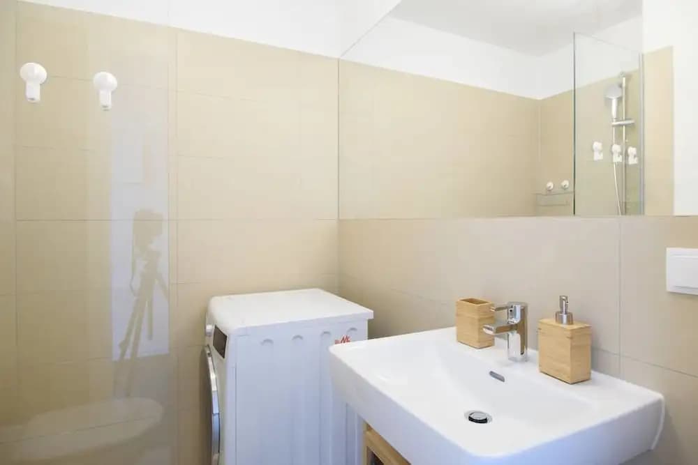 Central Apartment - Cityapartments - photo 8