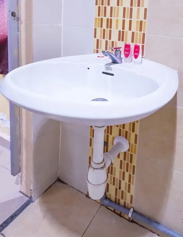 OYO 90486 Station Hotel - photo 10