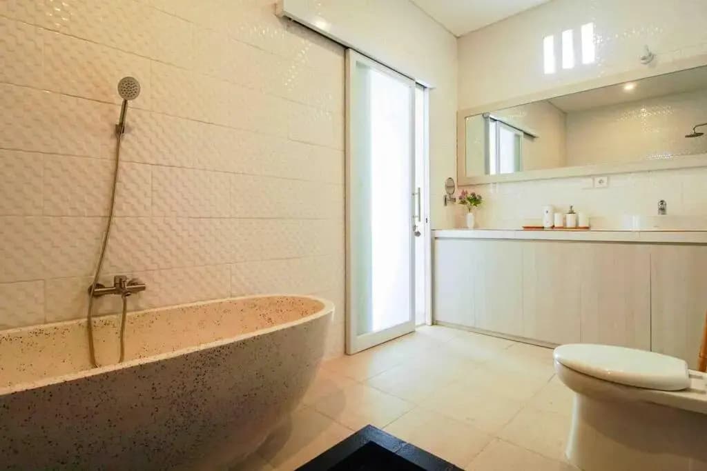 Villa Akmali Seminyak Drupadi 2 Bedrooms w/Pool 5mins to Beach - photo 18