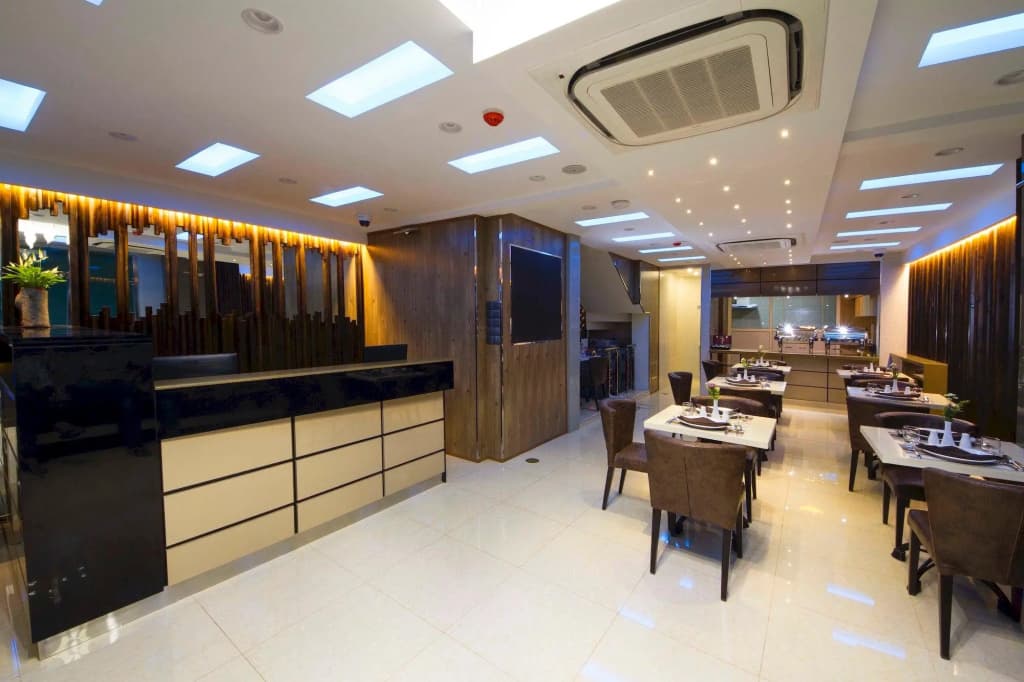Laze by Somerset Inn - photo 12