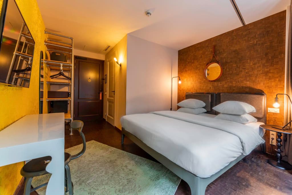 Hotel V Nesplein - photo 5