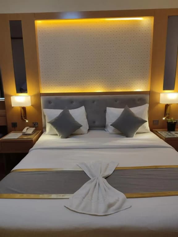 York International Hotel - photo 38