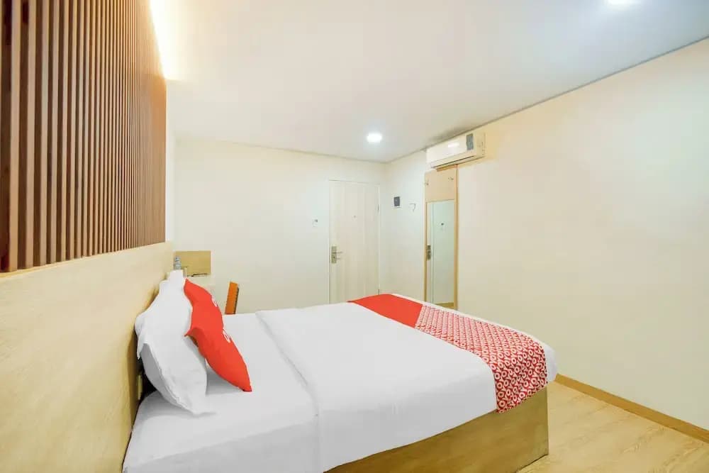 Hotel O Tanjung Duren Near Mall Citraland Formerly Suba Hotel - photo 6
