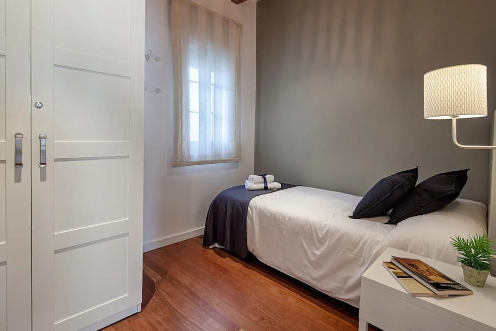 Habitat Apartments Cathedral - photo 3