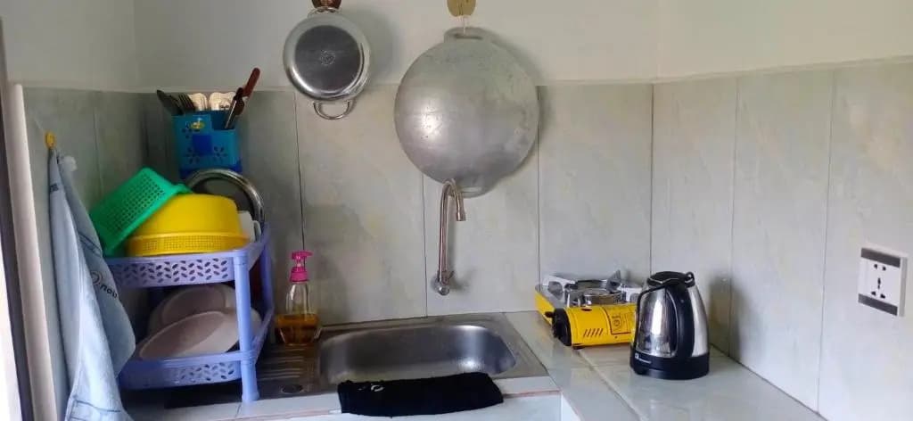 1-2pax AC room 2 including kitchen - photo 10