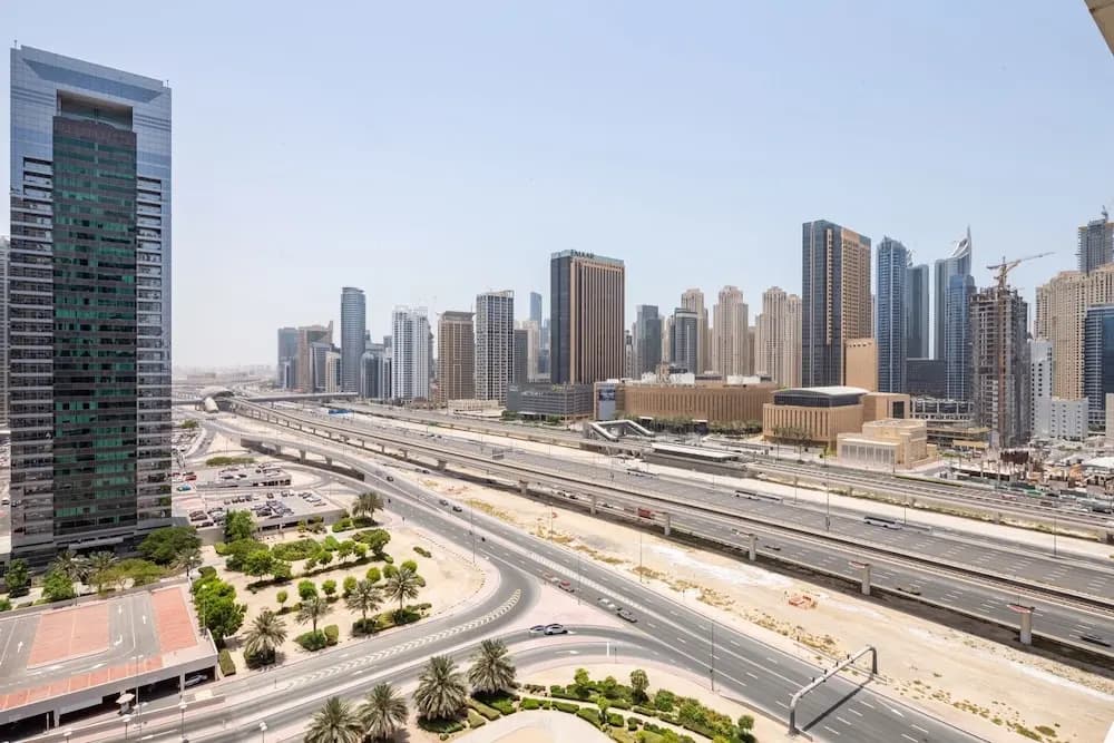 Upscale Studio Apartment in JLT - photo 11